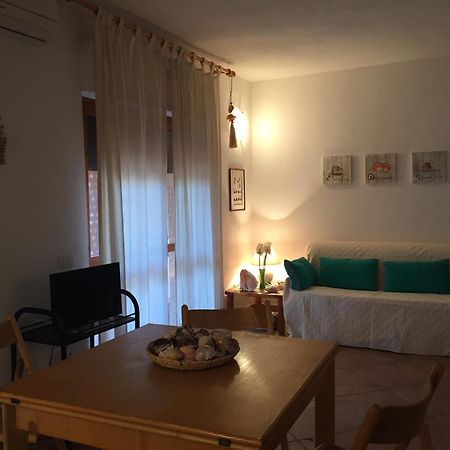 Sardinia Re - Casa Stella Del Mar Apartment กัสเตลซาร์โด ภายนอก รูปภาพ